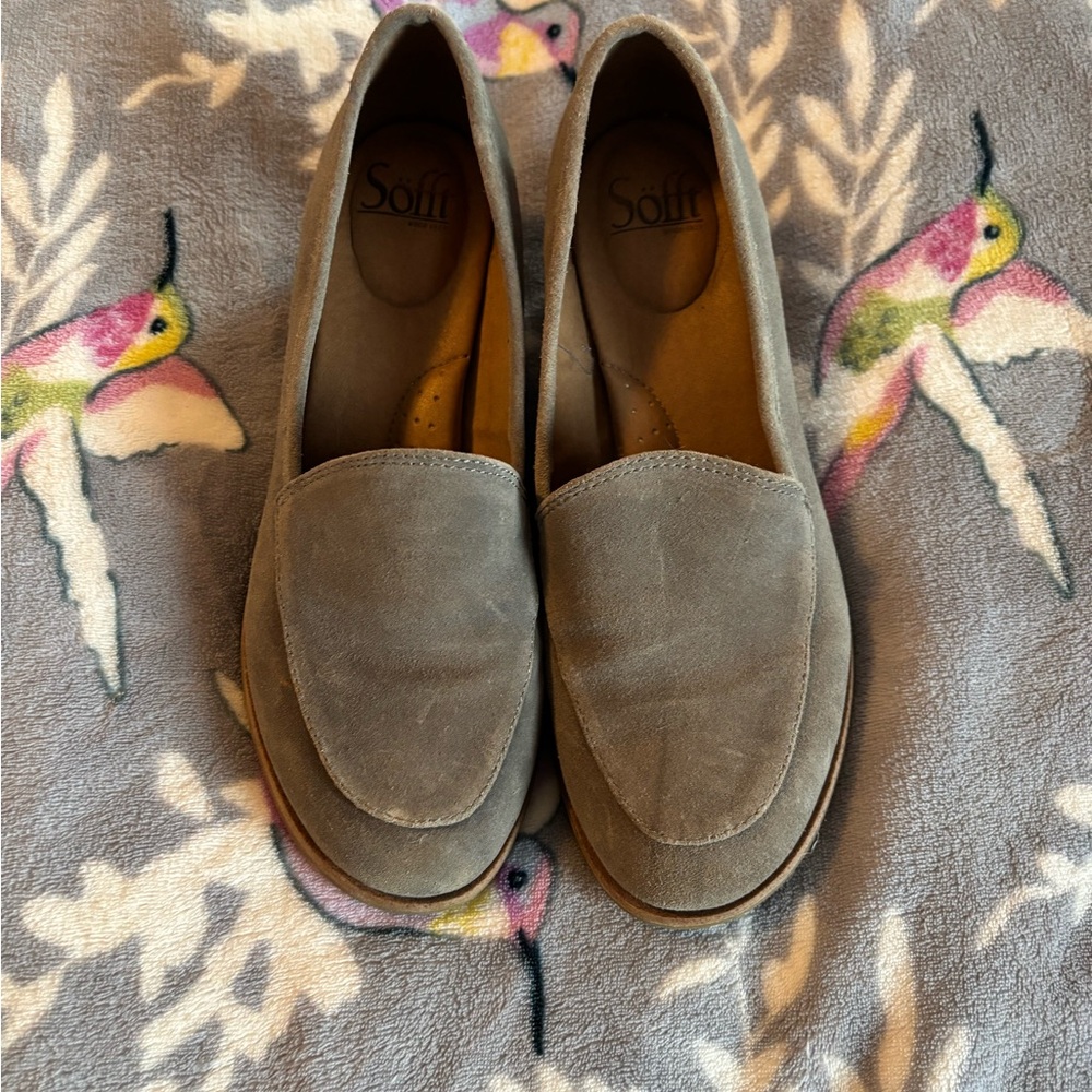 Sofft Gray Suede Round Heel Loafer